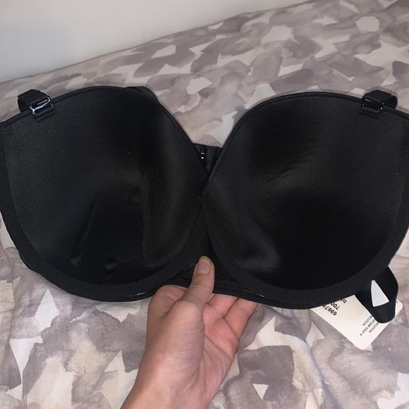 Wolford | Bra & Thong Lingerie Set - Picture 7 of 12